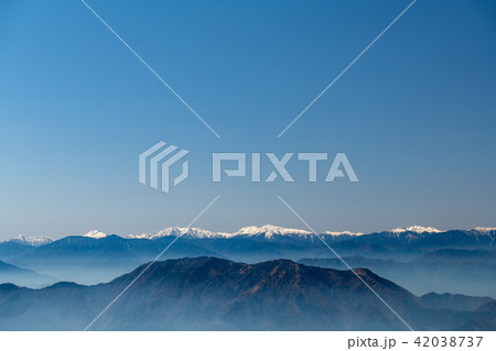 奥庭の展望台からの眺望・富士山の奥庭自然公園(山梨県) 奥庭の展望台からの眺望・富士山の奥庭自然公園(山梨県) 42038737