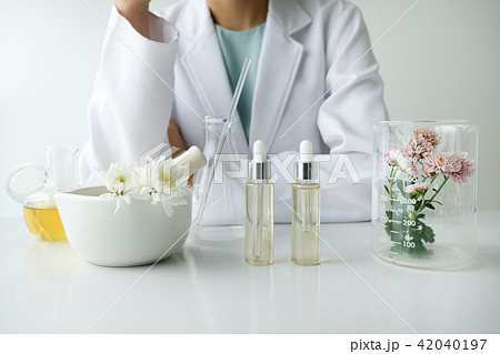 scientist testing organic natural product 42040197