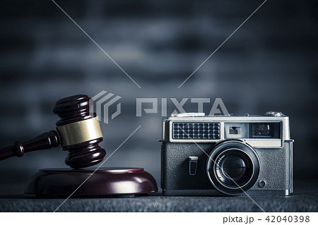 ハンマーとカメラ 42040398