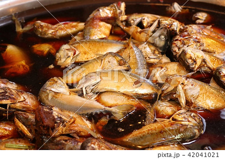 Boiled fish sauce at market 42041021