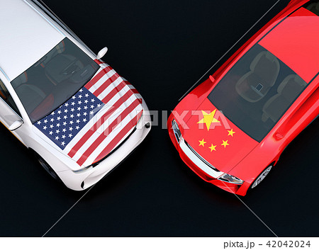 自動車に米国と中国の旗。米中における関税掛け合い、貿易戦争勃発のコンセプト 自動車に米国と中国の旗。米中における関税掛け合い、貿易戦争勃発のコンセプト 42042024