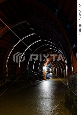 生野銀山の坑道 42042172