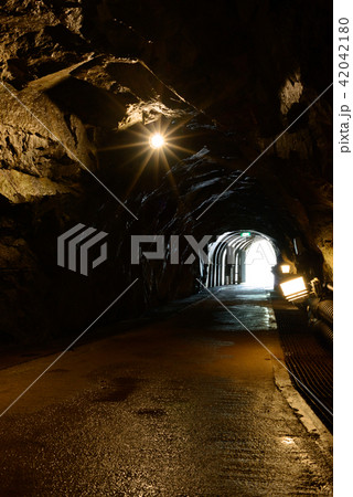 生野銀山の坑道 生野銀山の坑道 42042180