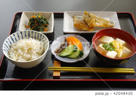 和食 麦ごはんの食卓 和食 麦ごはんの食卓 42048430