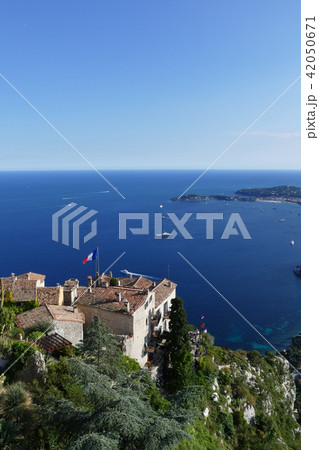 熱帯植物園から見る風景　エズ　フランス 42050671