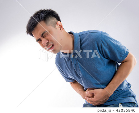 腹痛 胃痛 男性 42055940
