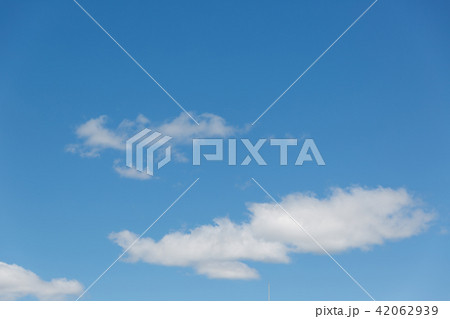 white cloud 42062939
