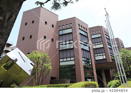 横浜市中央図書館 42064854