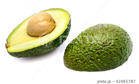 Avocado isolated on white 42065787