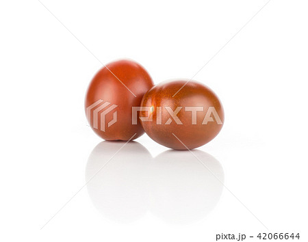Fresh cherry tomato isolated on white Fresh cherry tomato isolated on white 42066644