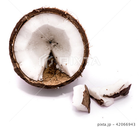 Fresh coconut isolated on white 42066943
