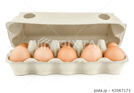 Fresh Chicken Egg isolated on white Fresh Chicken Egg isolated on white 42067173