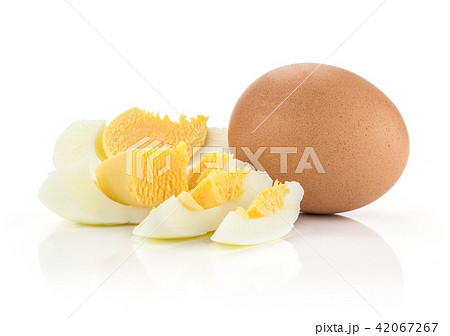Fresh Chicken Egg isolated on white Fresh Chicken Egg isolated on white 42067267