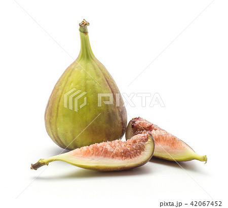 Fresh Fig isolated on white background Fresh Fig isolated on white background 42067452