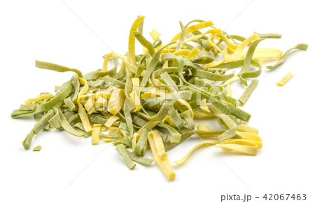 Raw fresh Fettuccine isolated on white 42067463