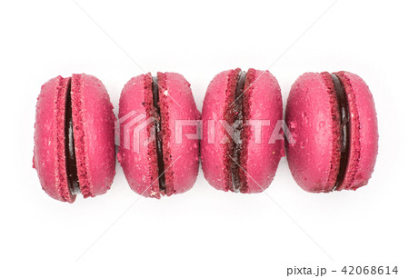 Colourful French macaron isolated on white 42068614