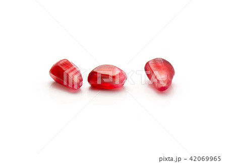 Fresh pomegranate isolated on white 42069965