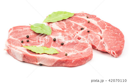Raw pork meat isolated on white 42070110