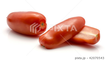 Fresh san marzano tomato isolated on white 42070543
