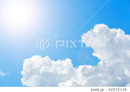 太陽と雲 42072116