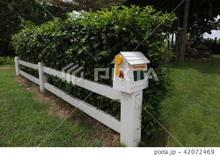 手作りの郵便受け 42072469