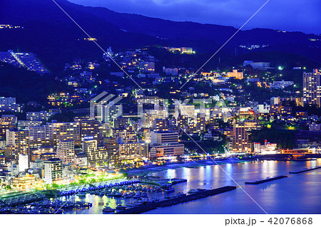 静岡県 熱海の100万ドルの夜景の写真素材