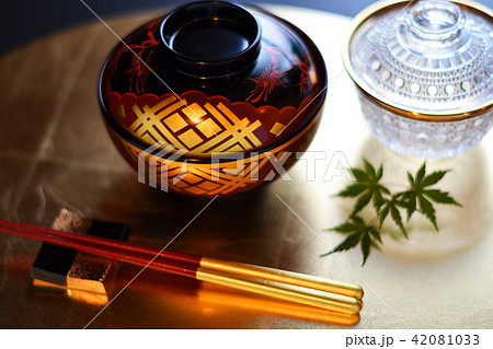 美しい和食の器 42081033