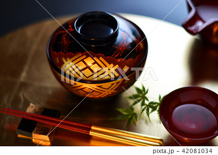美しい和食の器 42081034