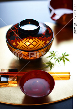 美しい和食の器 42081036