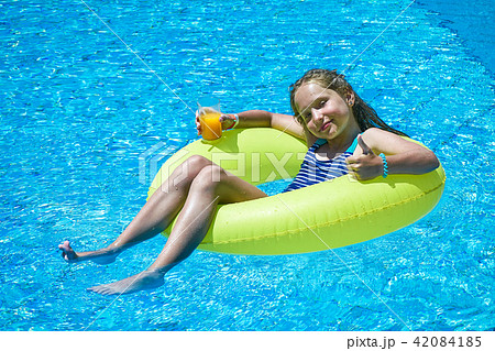 ring inflatable pool