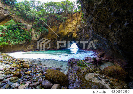 (静岡県)下田市田牛 龍宮窟 (静岡県)下田市田牛 龍宮窟 42084296
