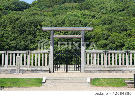 大仙陵古墳 仁徳天皇陵 大山古墳 拝所 大仙陵古墳 仁徳天皇陵 大山古墳 拝所 42084880