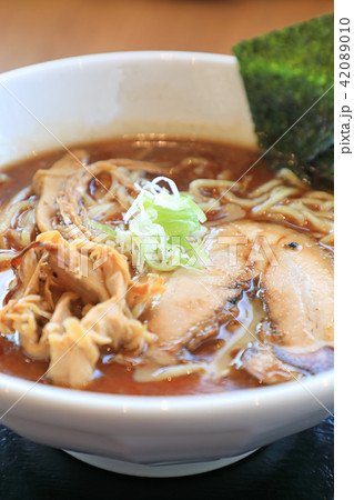 おいしい魚介スープのラーメン おいしい魚介スープのラーメン 42089010