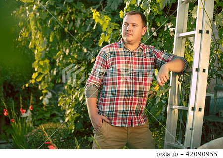 Mant prune grape brunch, work on a family farm 42090955