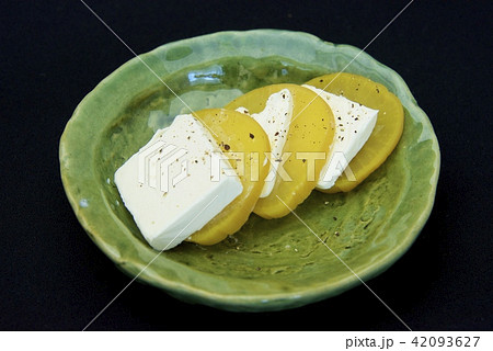 自家製いぶりがっこ（たくあん）とクリームチーズのイメージ 42093627