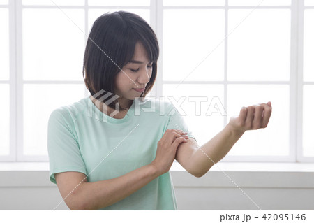女性 メス 女子 42095146