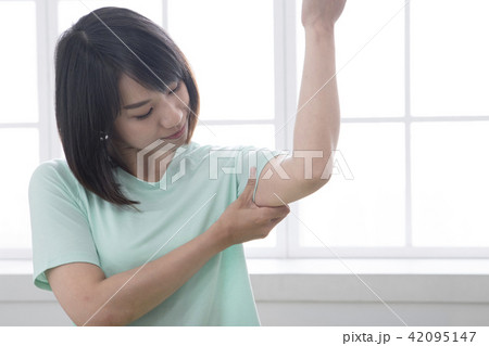 女性 メス 女子 42095147