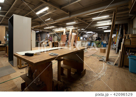 工場 木工 木材 職人 製作所 工房の写真素材