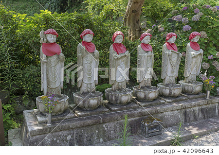 東光寺の六地蔵(鎌倉市寺分) 東光寺の六地蔵(鎌倉市寺分) 42096643