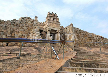 Gateway and rock cut steps to Gomateshwara temple Gateway and rock cut steps to Gomateshwara temple 42100193