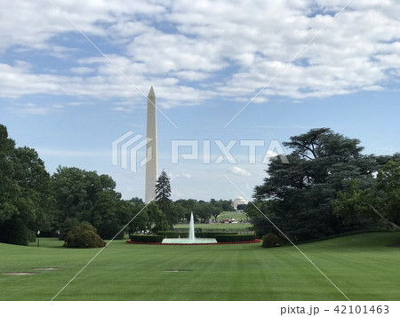 アメリカ ホワイトハウス本館　南側から見た風景 42101463