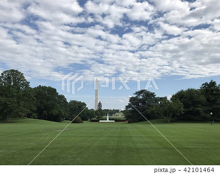 アメリカ ホワイトハウス本館　南側から見た風景 42101464