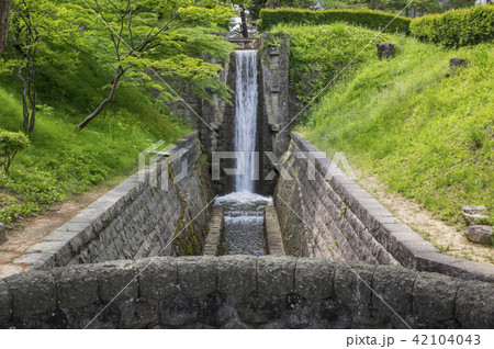 安積疏水麓山の滝 安積疏水麓山の滝 42104043