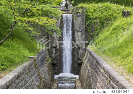 安積疏水麓山の滝 安積疏水麓山の滝 42104044