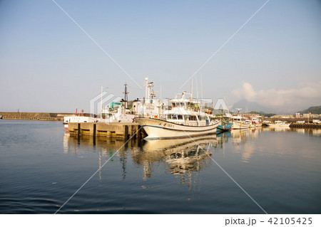 ヨット 高速モーターボート はしけ 42105425