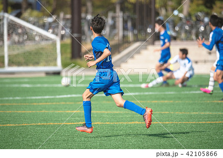 高校サッカー試合風景 高校サッカー試合風景 42105866