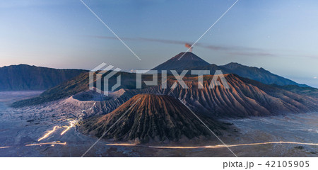 Panoramic Mount Bromo volcanic 42105905