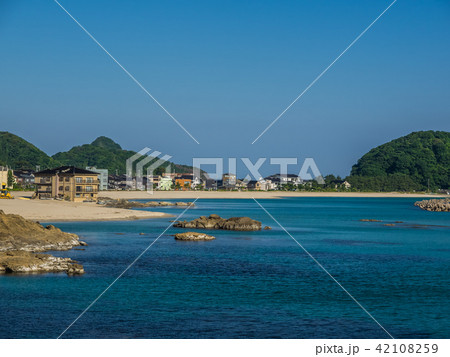 山陰ジオパーク　竹野海岸 42108259