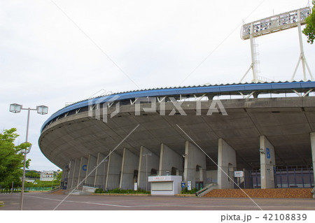 ユニバー記念競技場/兵庫県神戸市須磨区緑台 42108839