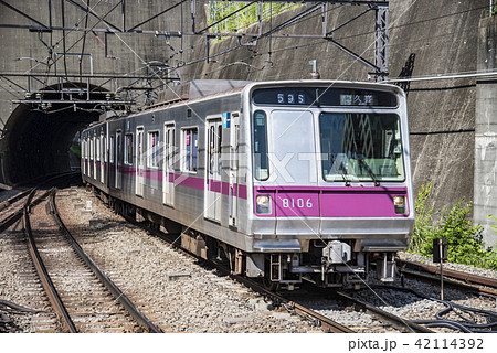 【東急　田園都市線　メトロ8000系　鷺沼駅】 42114392